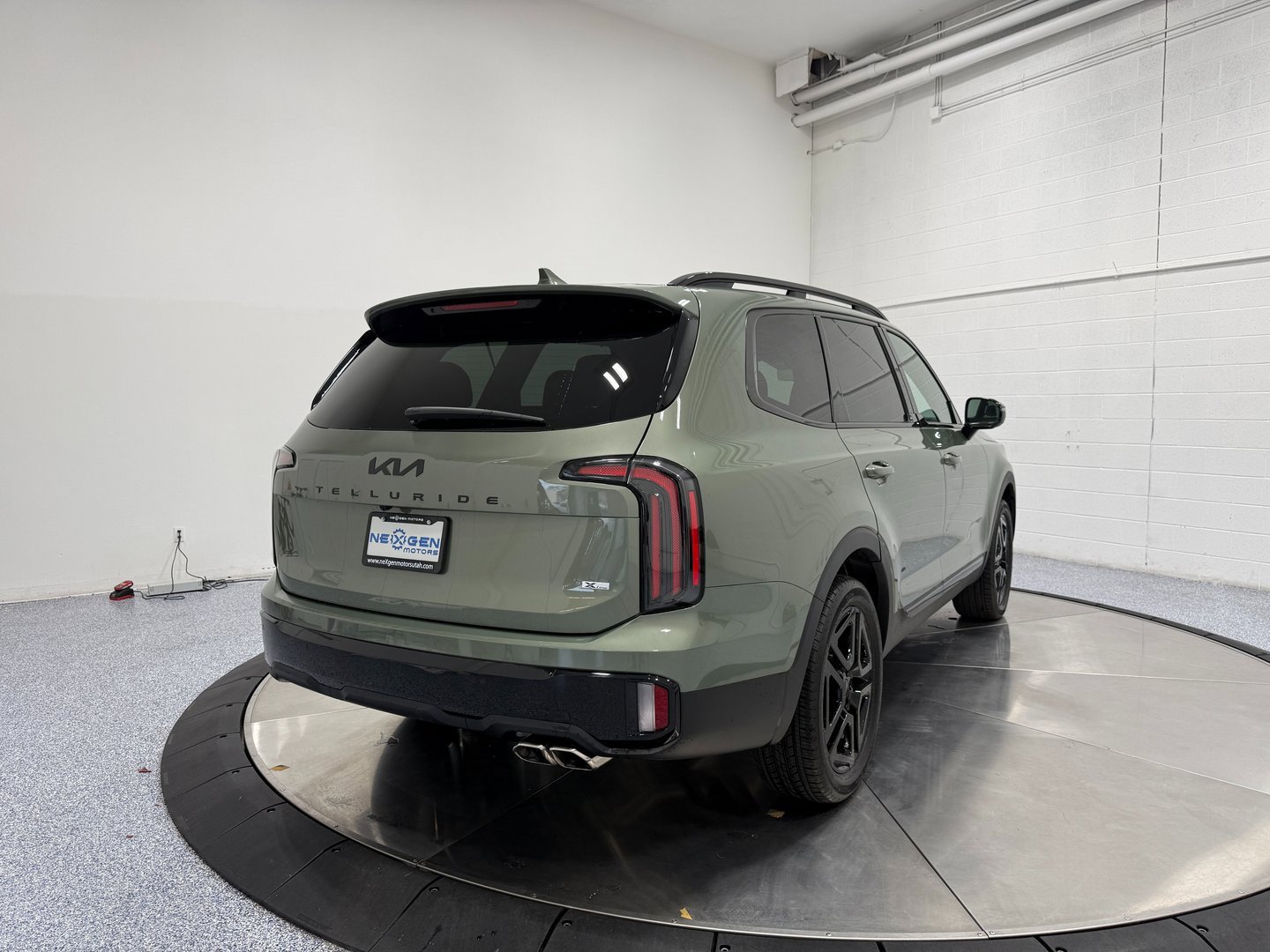Used 2025 Kia Telluride SX Prestige X-Line image 7
