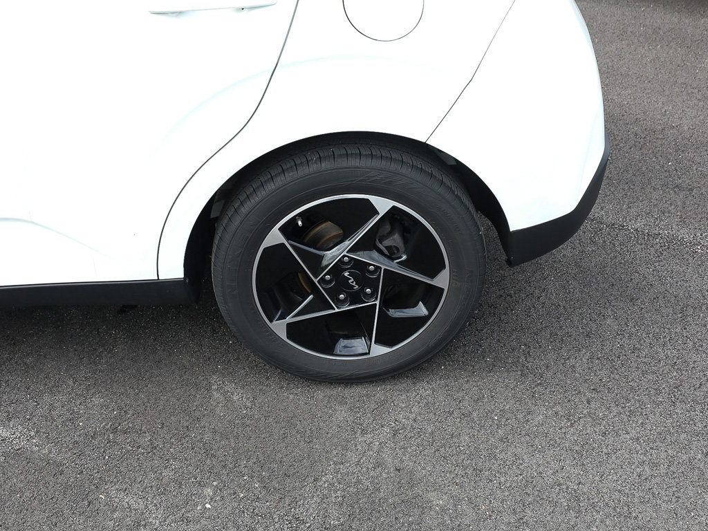 Used 2023 Kia Soul EX FWD image 4
