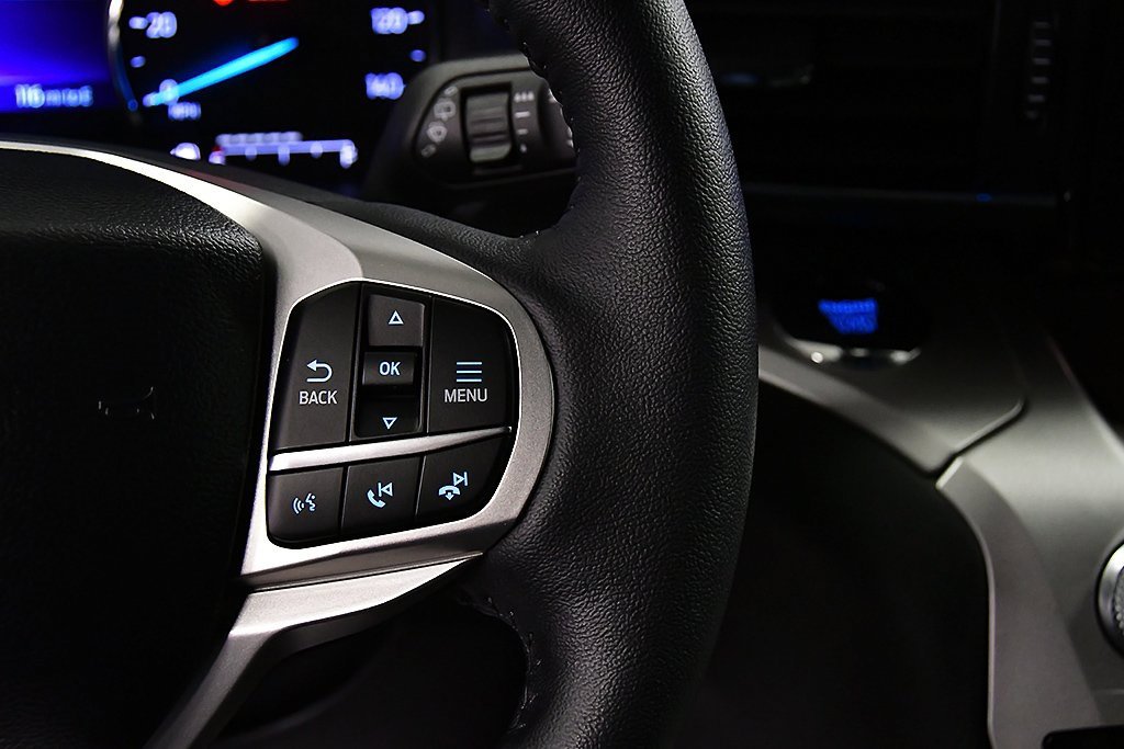 Used 2024 Ford Explorer XLT w/ Equipment Group 202A image 22