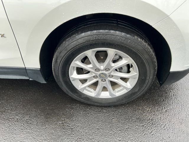 Used 2020 Chevrolet Equinox LS w/ LS Convenience Package image 43