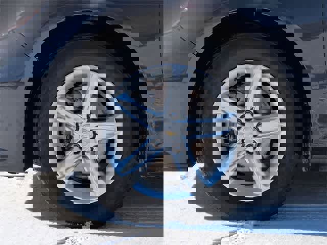 Used 2023 Chevrolet Malibu LT image 14