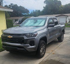 Used 2023 Chevrolet Colorado LT w/ LT Convenience Package RWD image 3