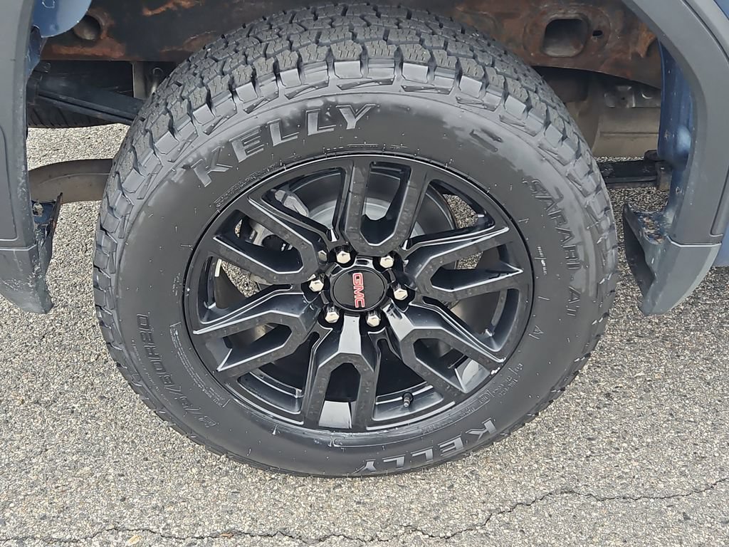 Certified 2024 GMC Sierra 1500 Pro w/ Graphite Edition AWD/4WD image 9