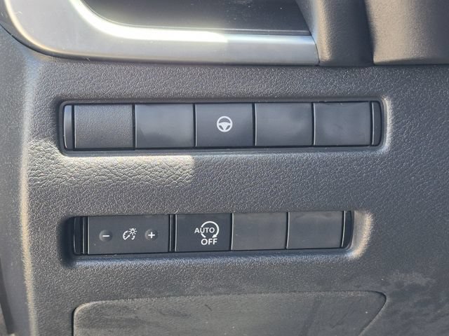 Certified 2023 Nissan Rogue SV FWD image 9