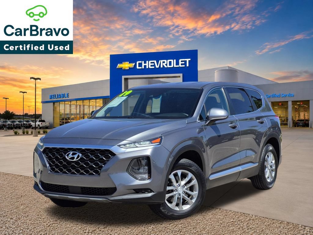 Used 2019 Hyundai Santa Fe SE FWD image 1