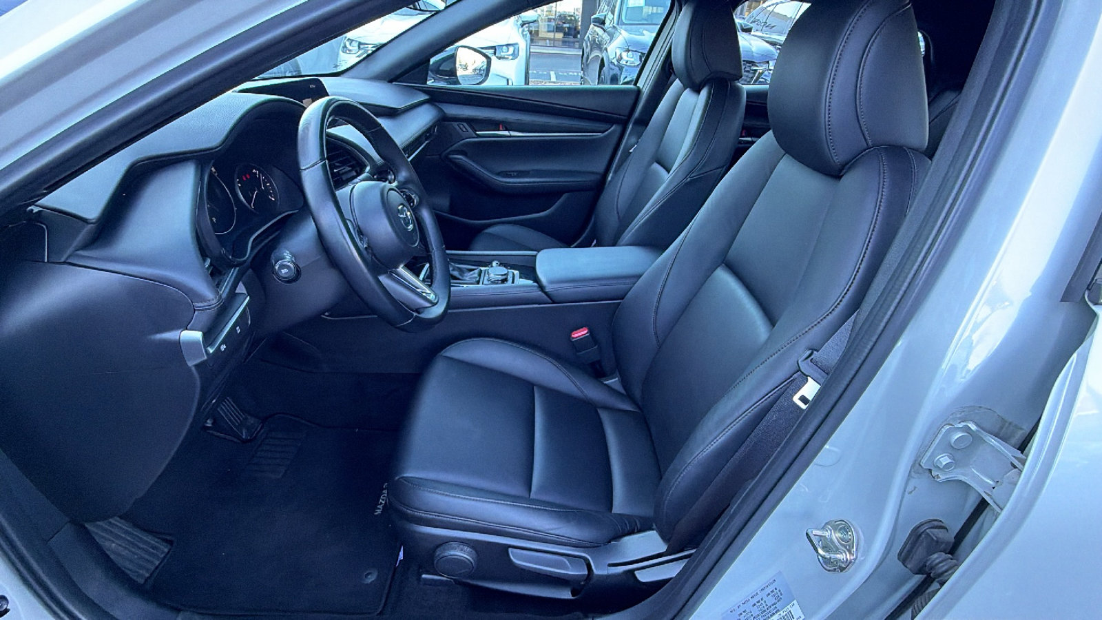 Certified 2025 MAZDA MAZDA3 s Sport image 13