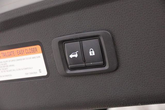 Used 2024 Mitsubishi Eclipse Cross SE image 8