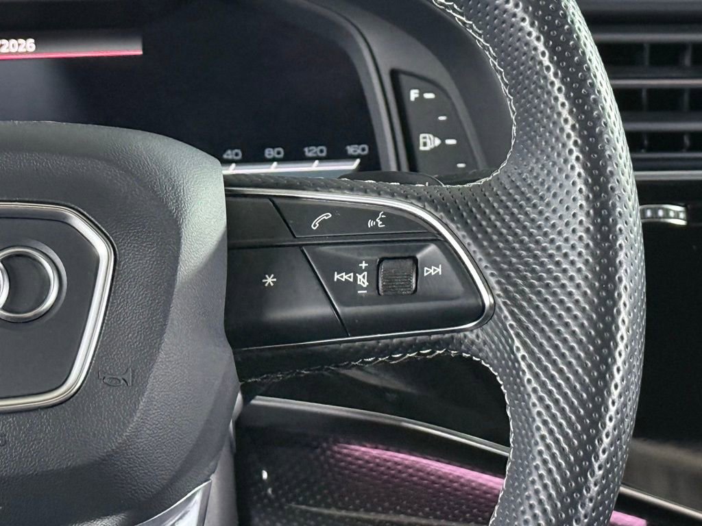 Used 2021 Audi SQ7 Premium Plus w/ Executive Package image 43