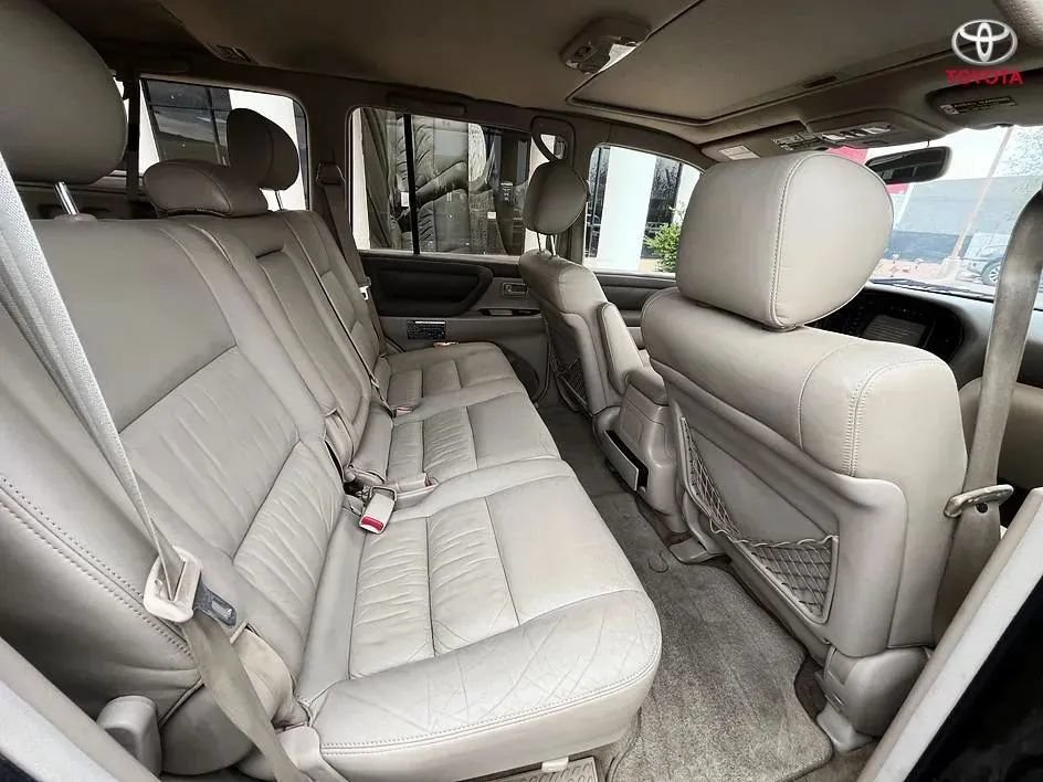 Used 2001 Toyota Land Cruiser AWD/4WD image 15