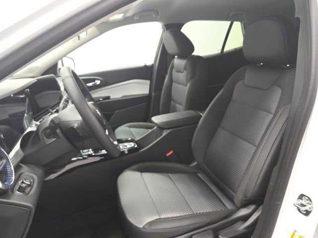 New 2026 Chevrolet Trax LT image 19