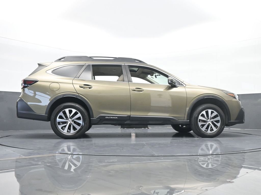 Used 2021 Subaru Outback Premium image 61