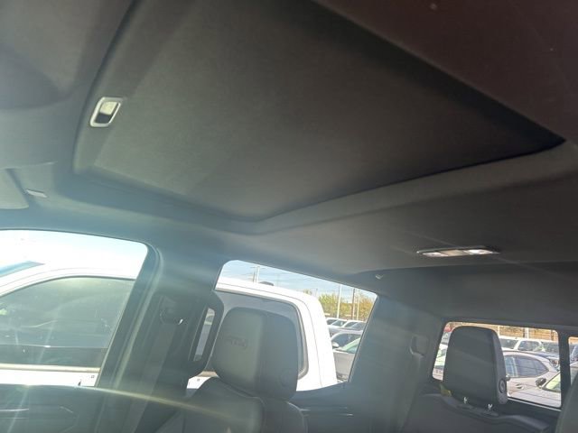 Used 2024 GMC Sierra 1500 AT4 w/ Technology Package image 13