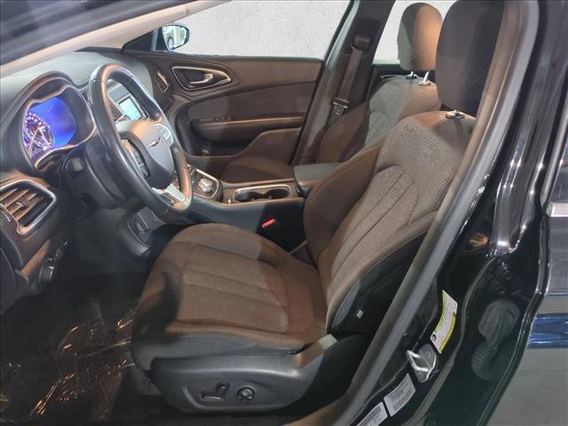 Used 2016 Chrysler 200 Limited w/ Convenience Group image 20