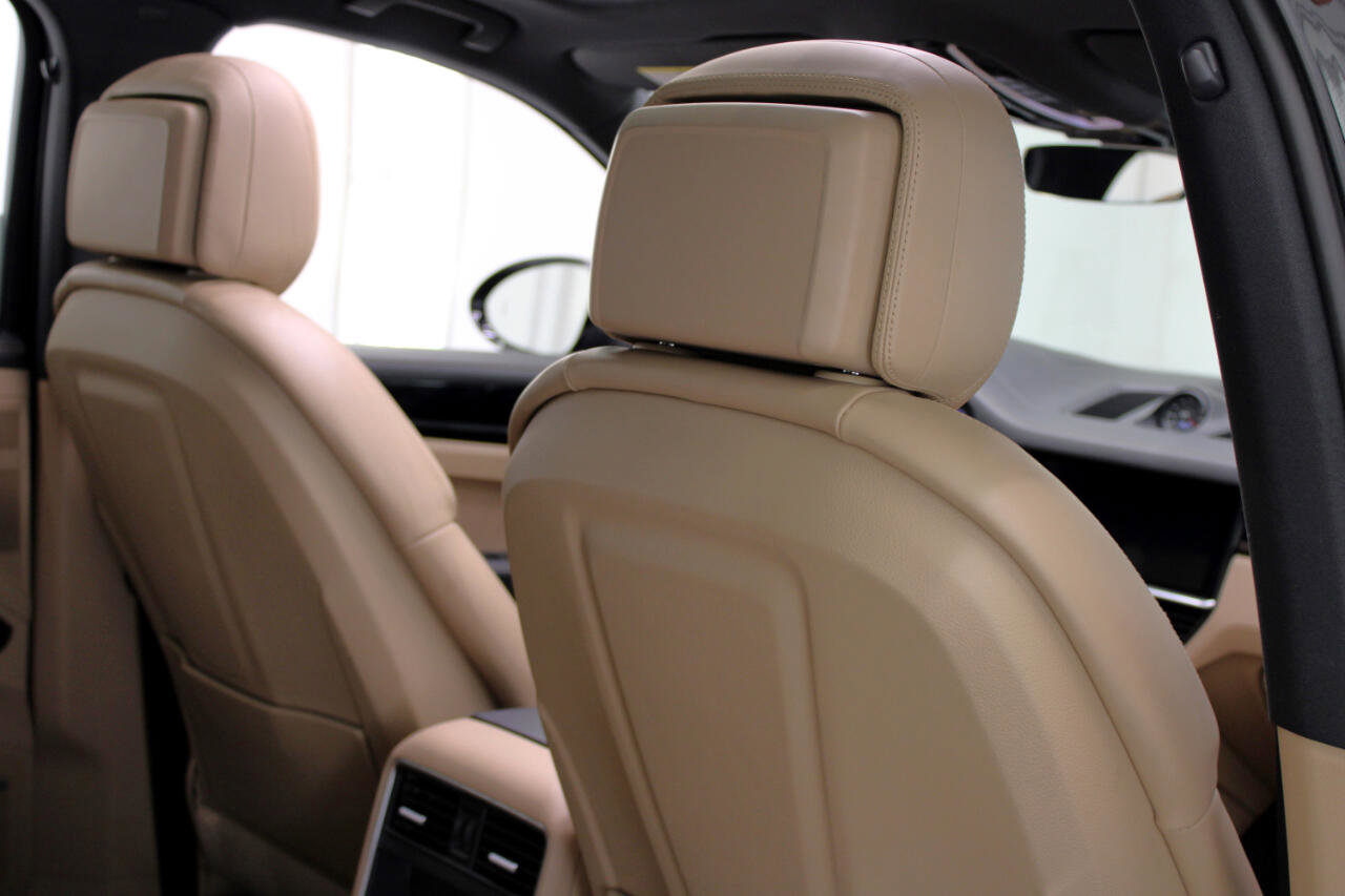 Used 2019 Porsche Cayenne image 43