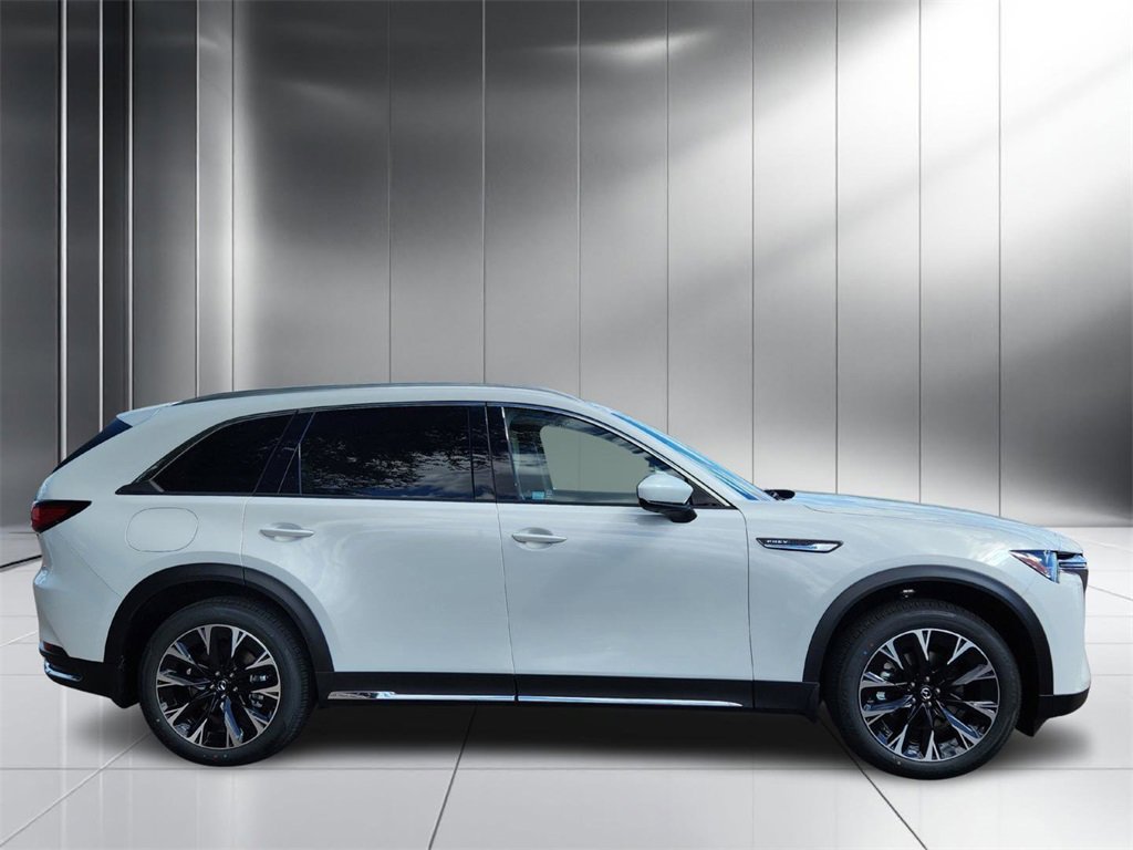 New 2025 MAZDA CX-90 Plug-In Hybrid w/ Premium Plus image 3