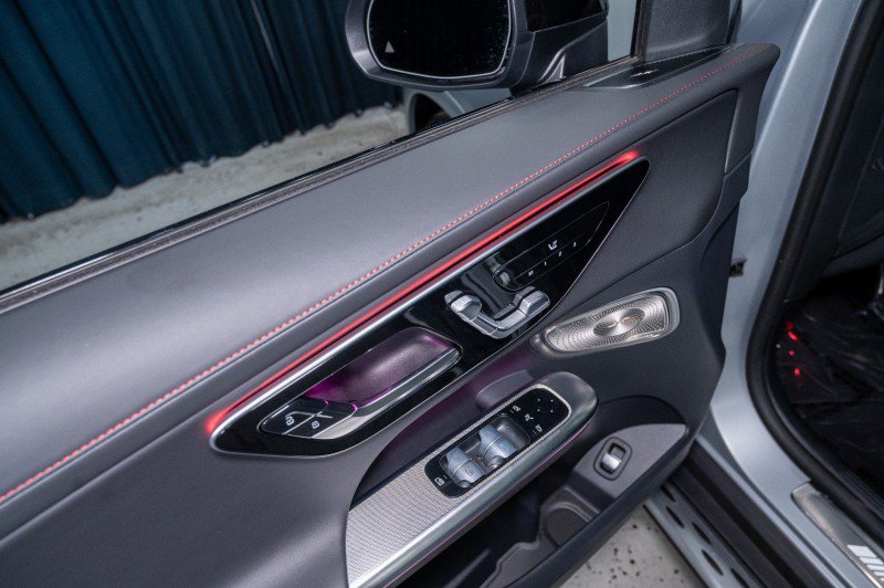 Used 2024 Mercedes-Benz GLC 43 AMG 4MATIC image 11