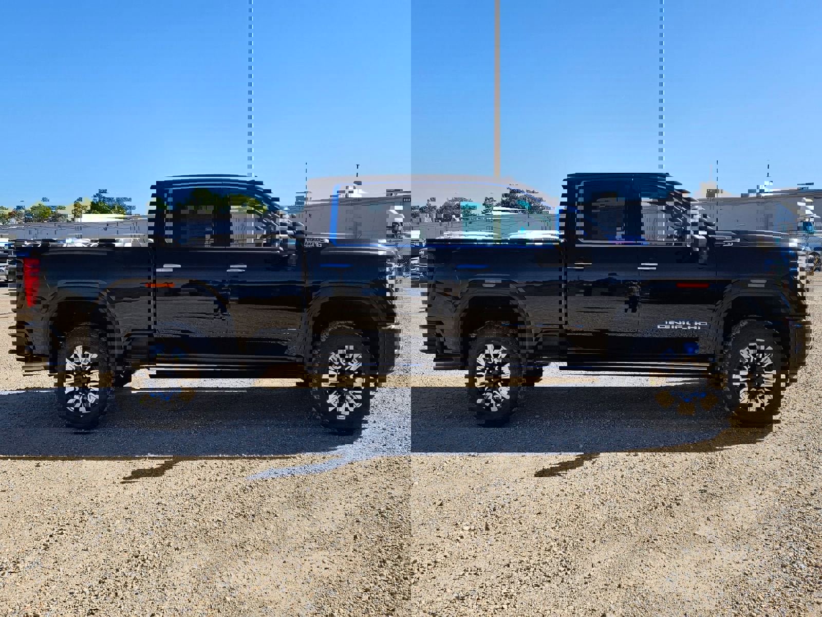 New 2026 GMC Sierra 2500 Denali w/ Denali Reserve Package image 7