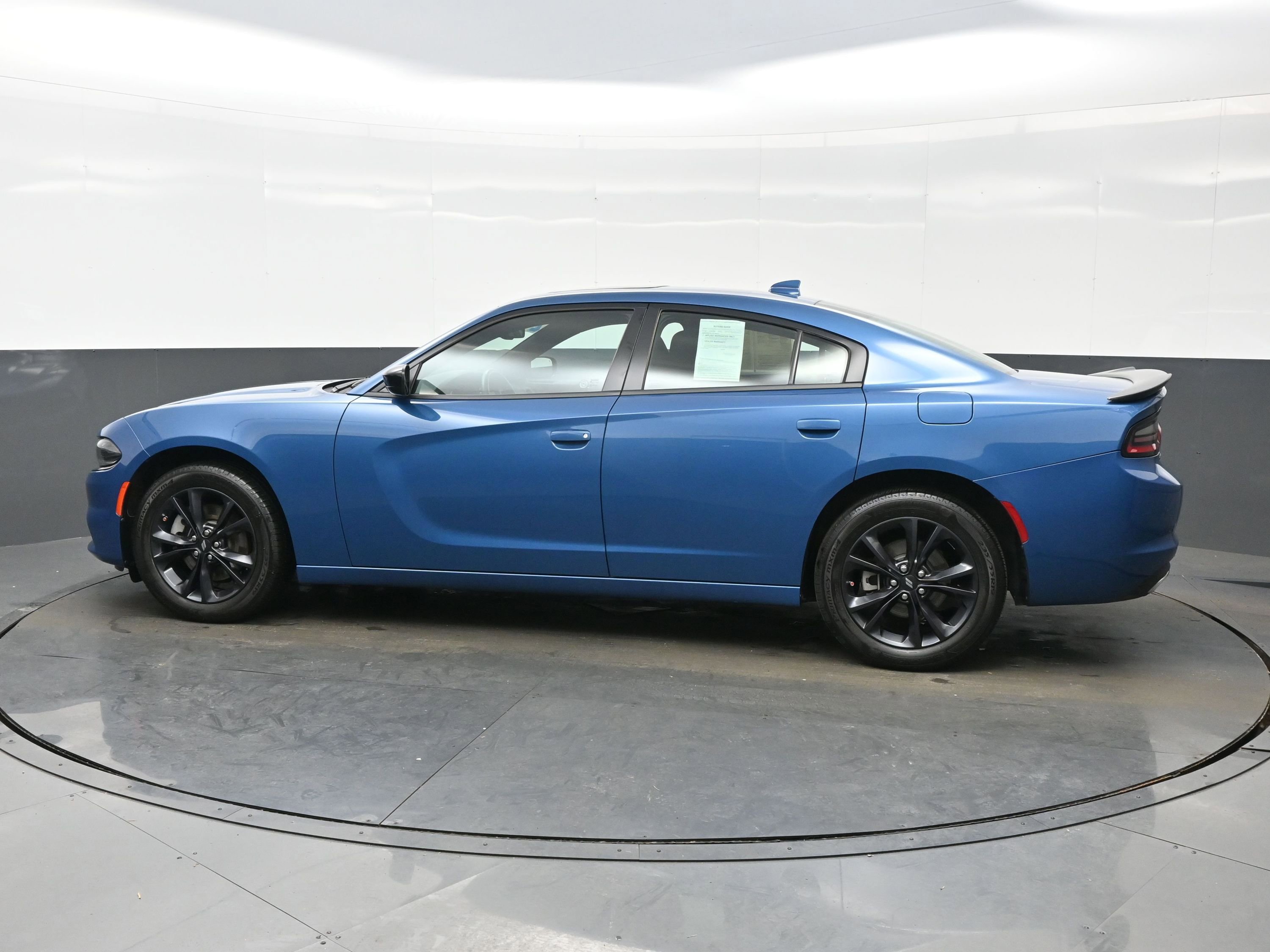 Used 2023 Dodge Charger SXT w/ Blacktop Package image 3