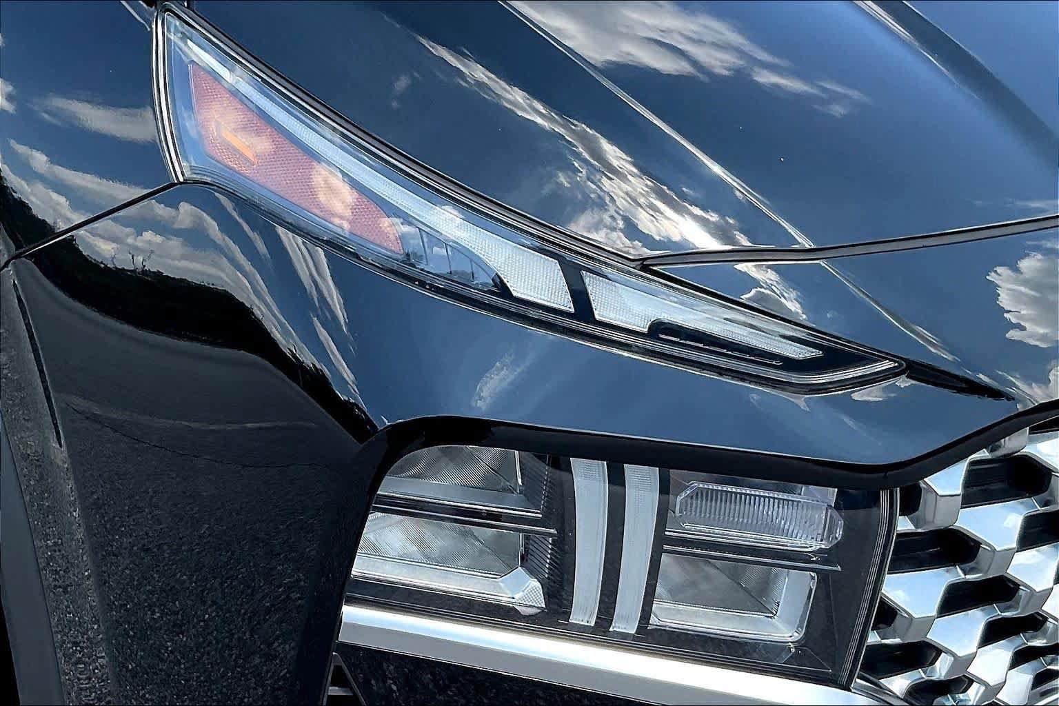 Used 2023 Hyundai Santa Fe SEL w/ Premium Package FWD image 28