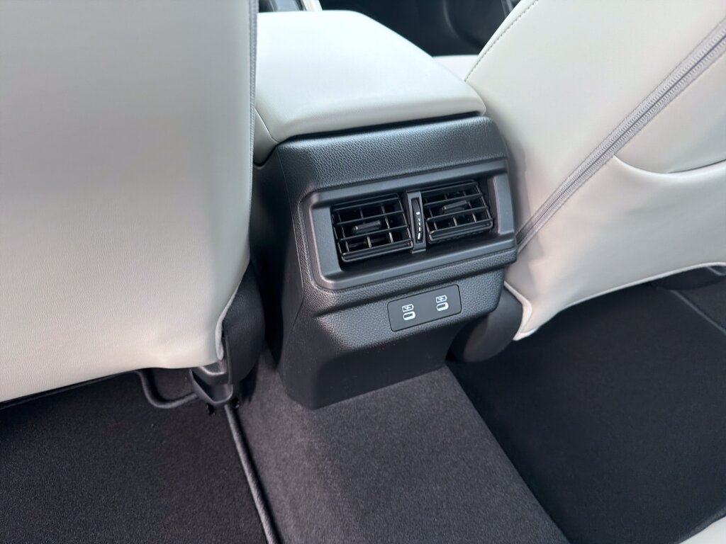 New 2026 Honda Accord EX-L image 9