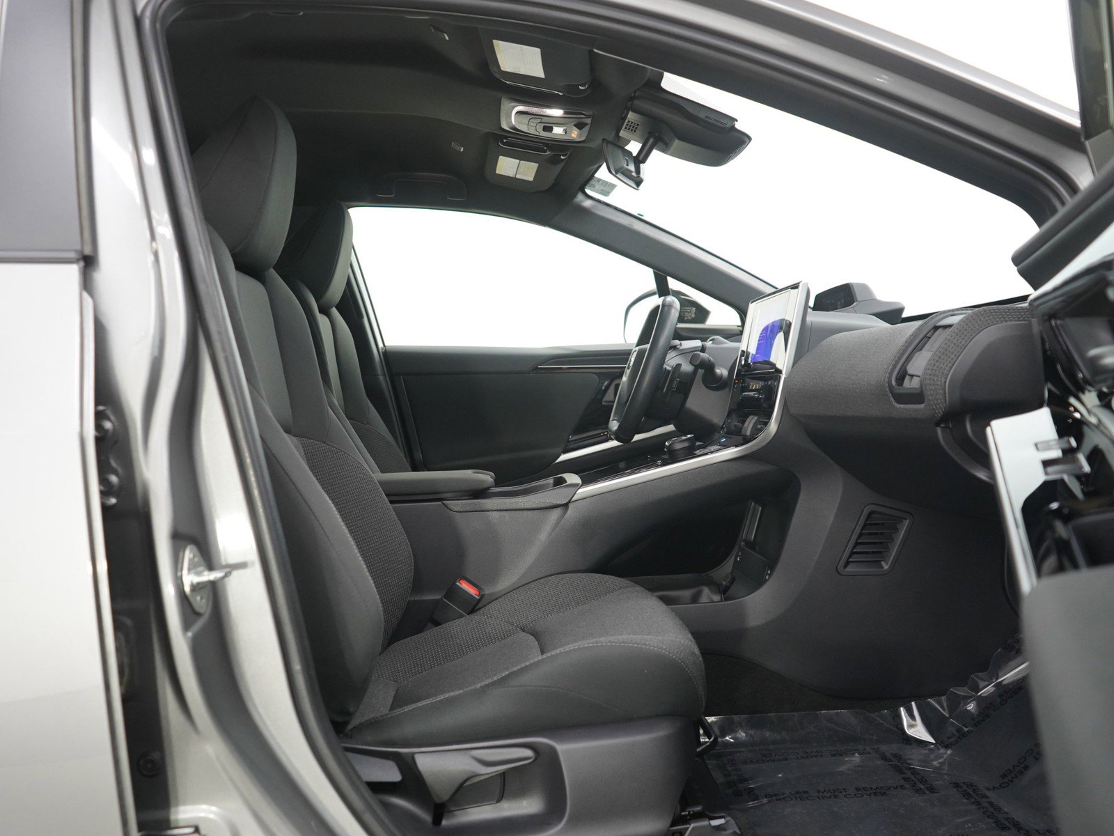 Used 2024 Subaru Solterra Premium image 10