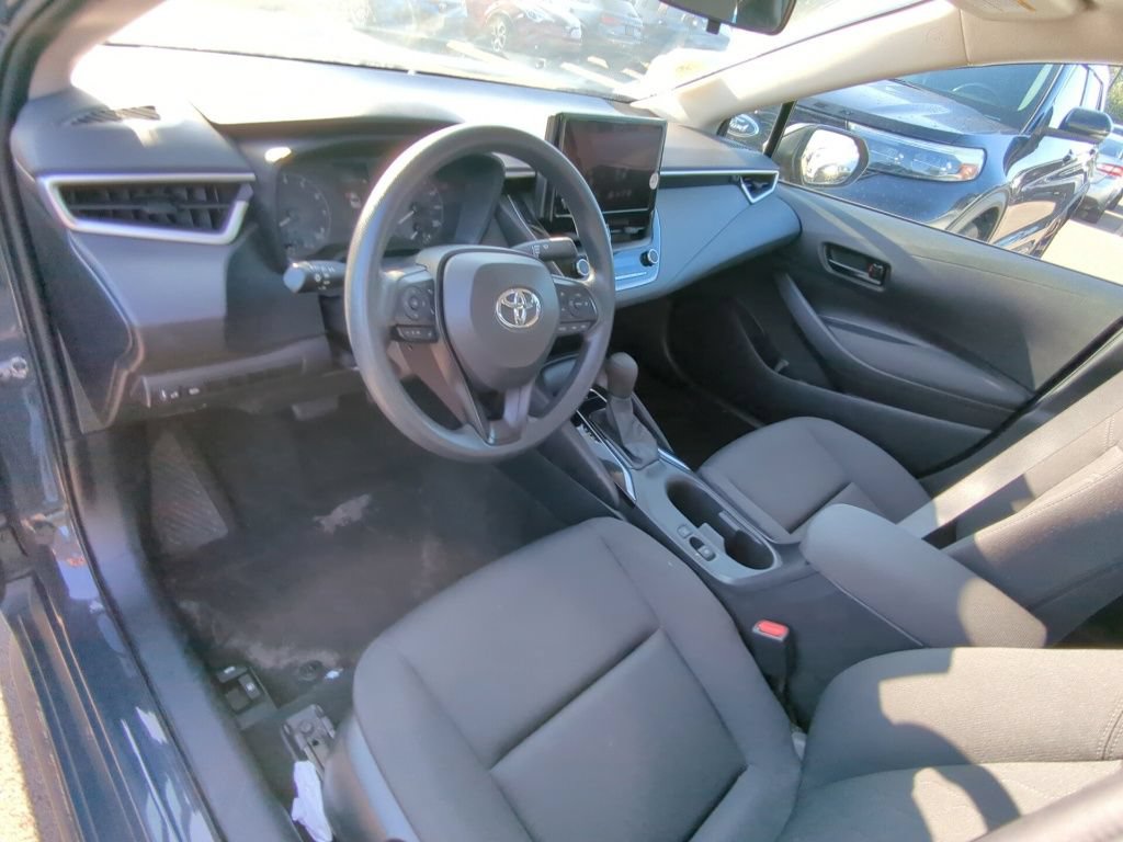 Used 2024 Toyota Corolla LE FWD image 7