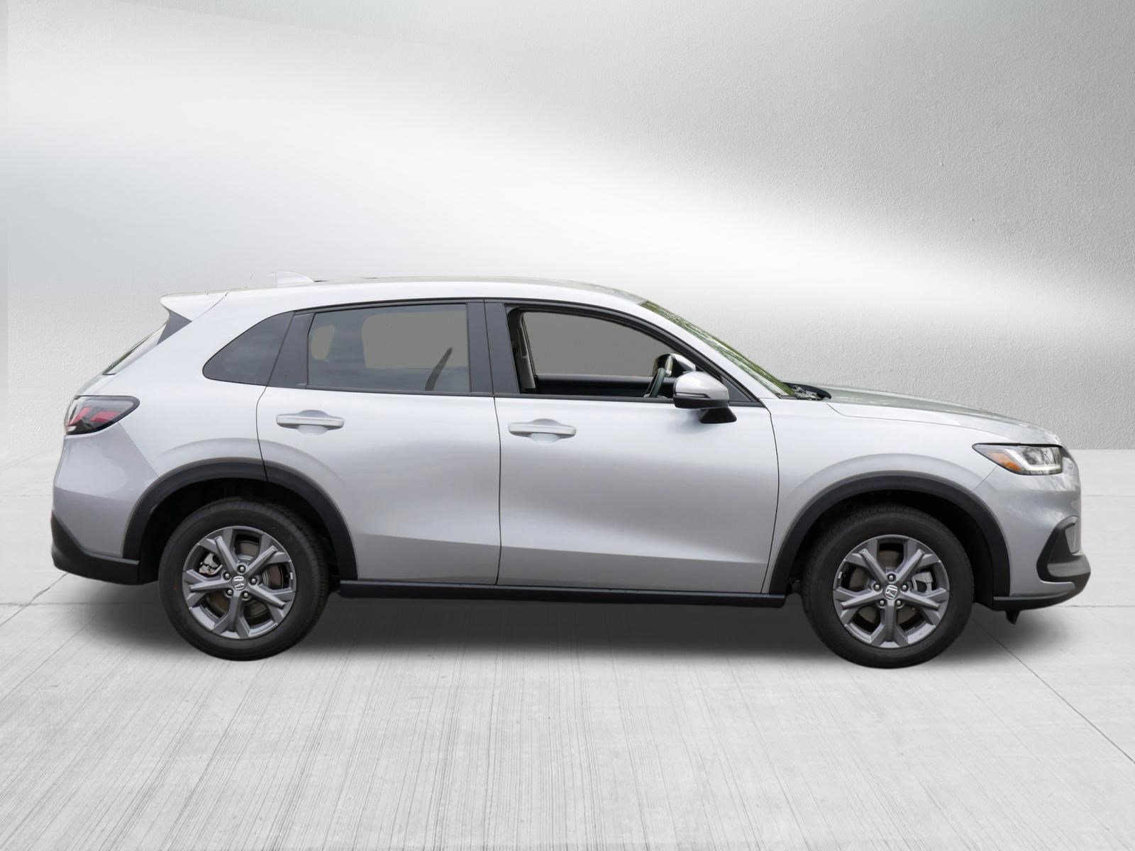 Used 2026 Honda HR-V LX image 8