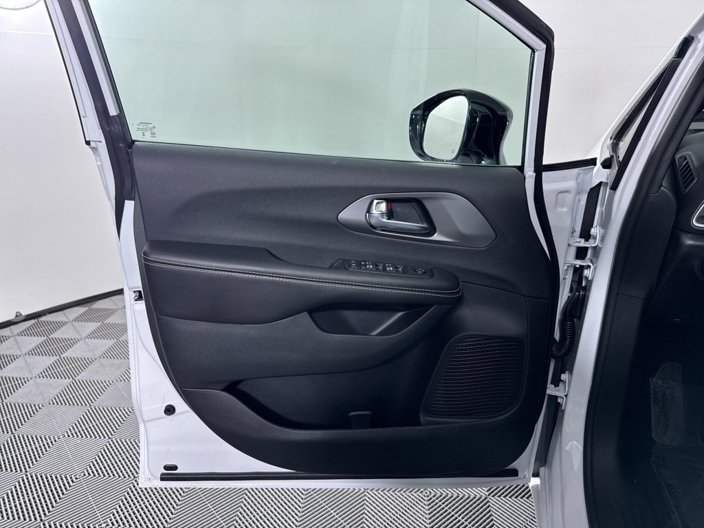 New 2026 Chrysler Voyager LX FWD image 28