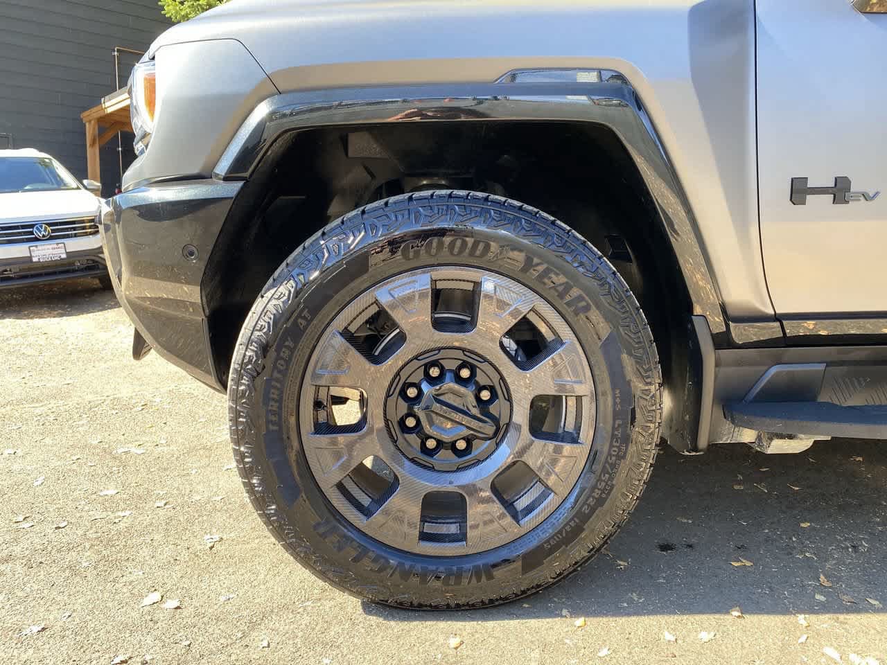 Used 2026 GMC Hummer EV 3X w/ Carbon Fiber Edition Package AWD/4WD image 11