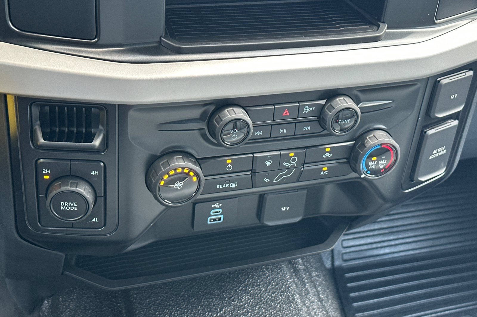 New 2026 Ford F450 XL AWD/4WD image 19