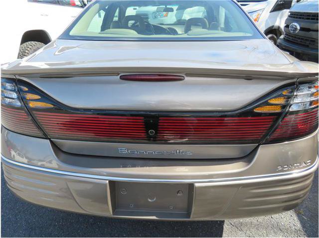 Used 2000 Pontiac Bonneville SE w/ Opt Pkg FWD image 17