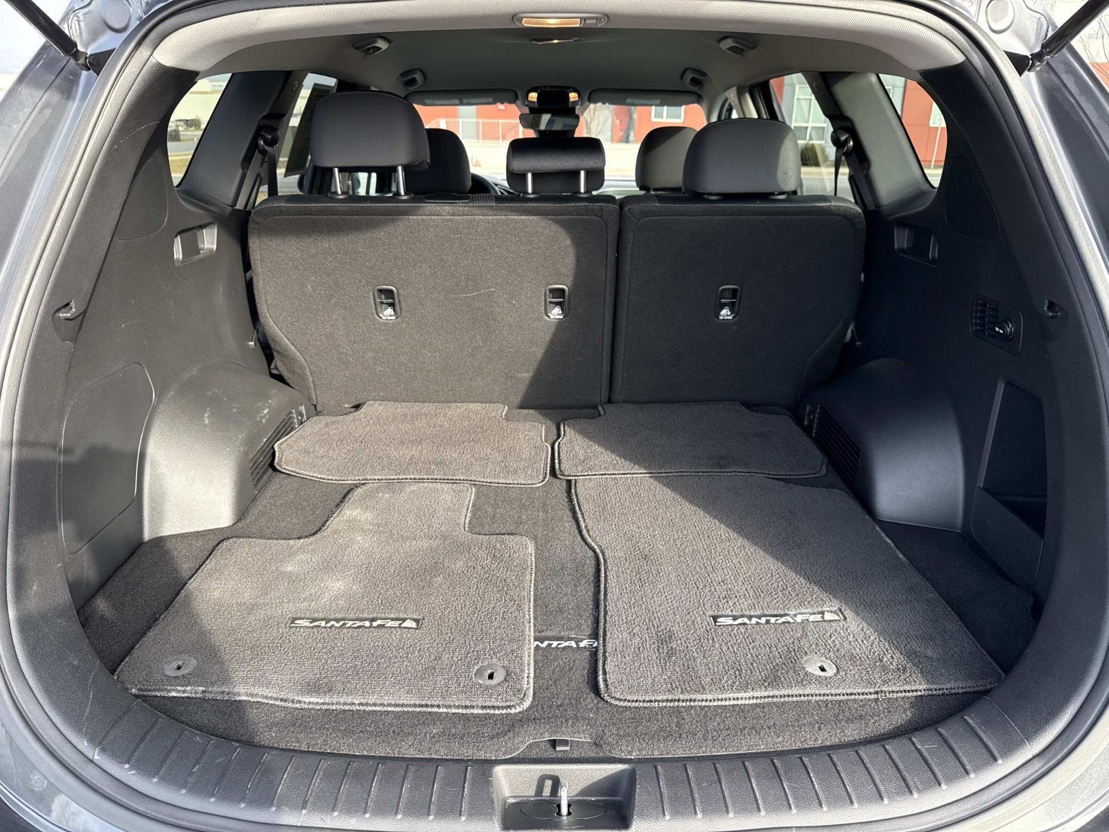 Used 2023 Hyundai Santa Fe SE w/ Cargo Package image 20