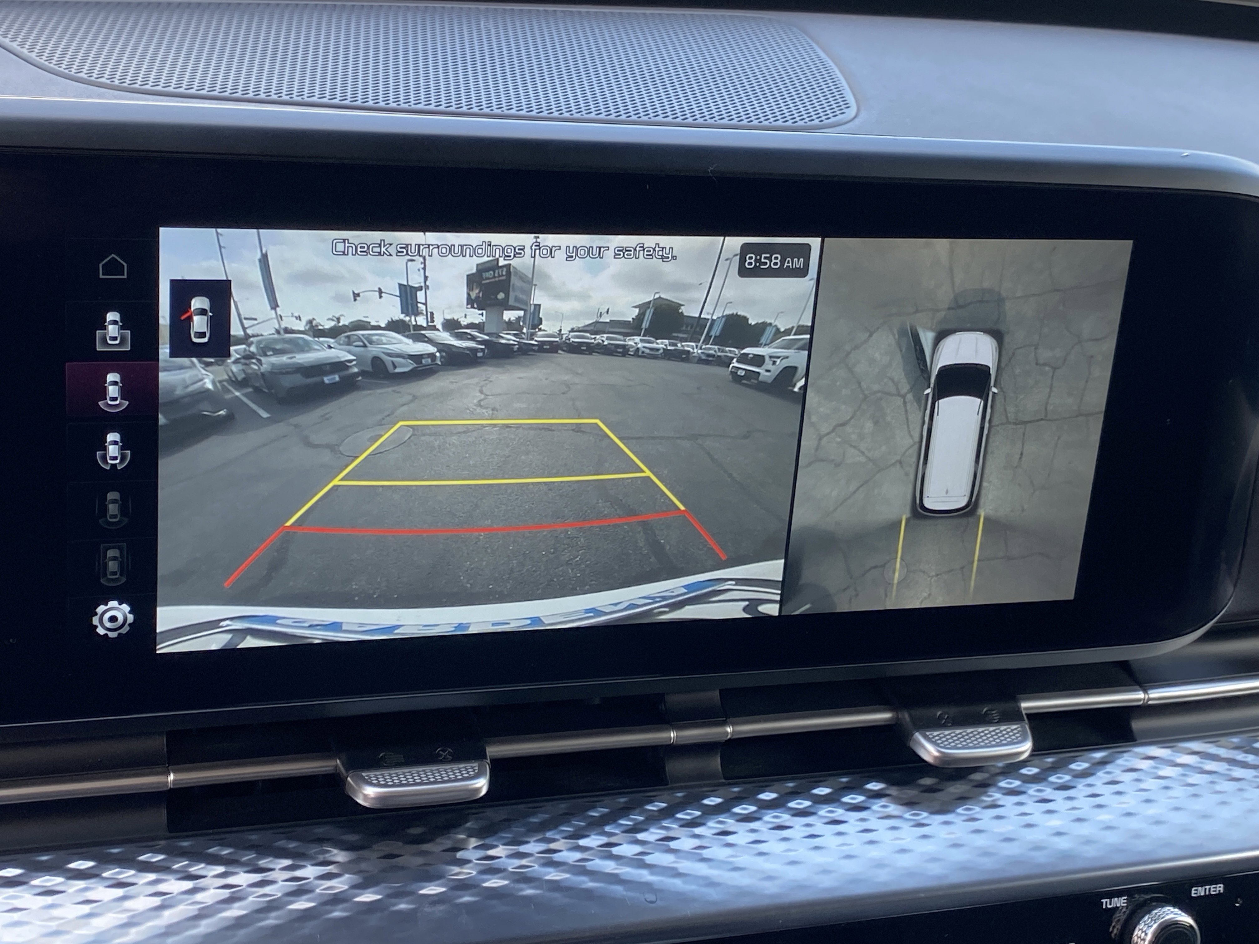 Used 2024 Kia Carnival SX Prestige image 22