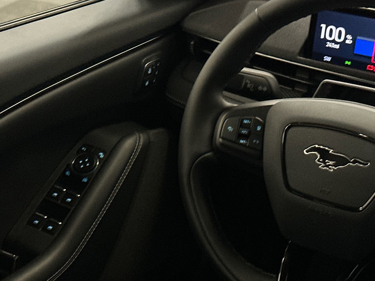 New 2024 Ford Mustang Mach-E Select w/ Comfort Package Lite image 20