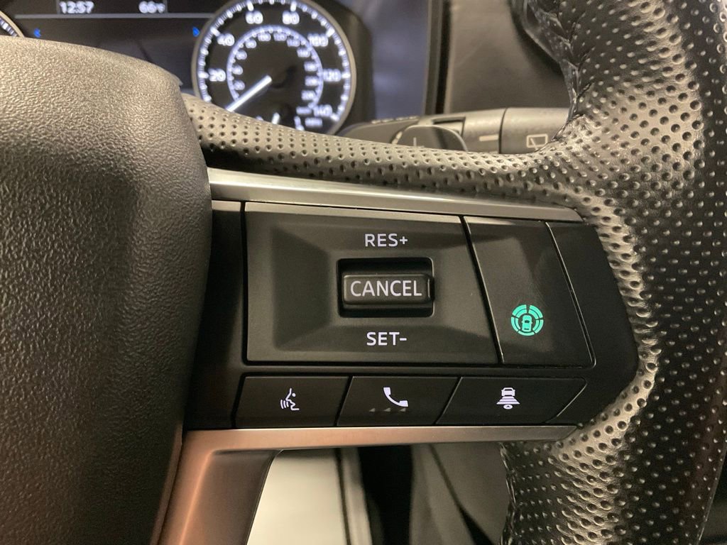 Used 2024 Mitsubishi Outlander SE image 18