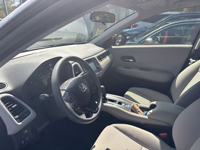 Used 2016 Honda HR-V LX image 14