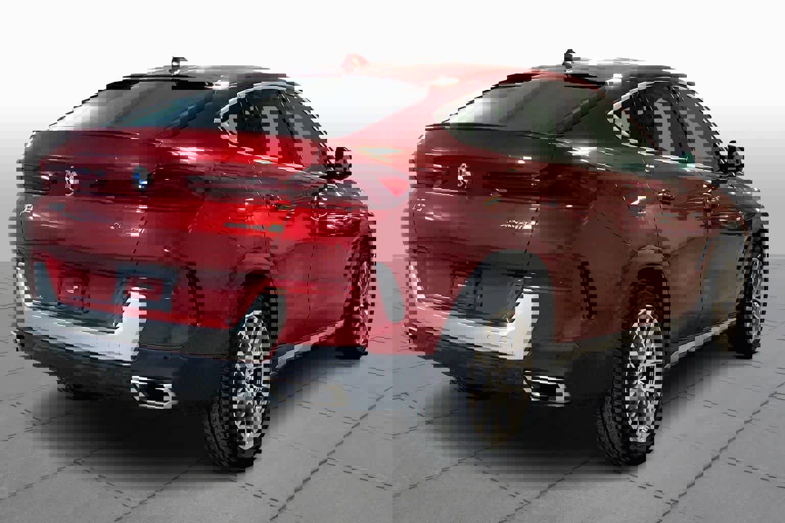 Used 2021 BMW X6 xDrive40i w/ Premium Package image 12