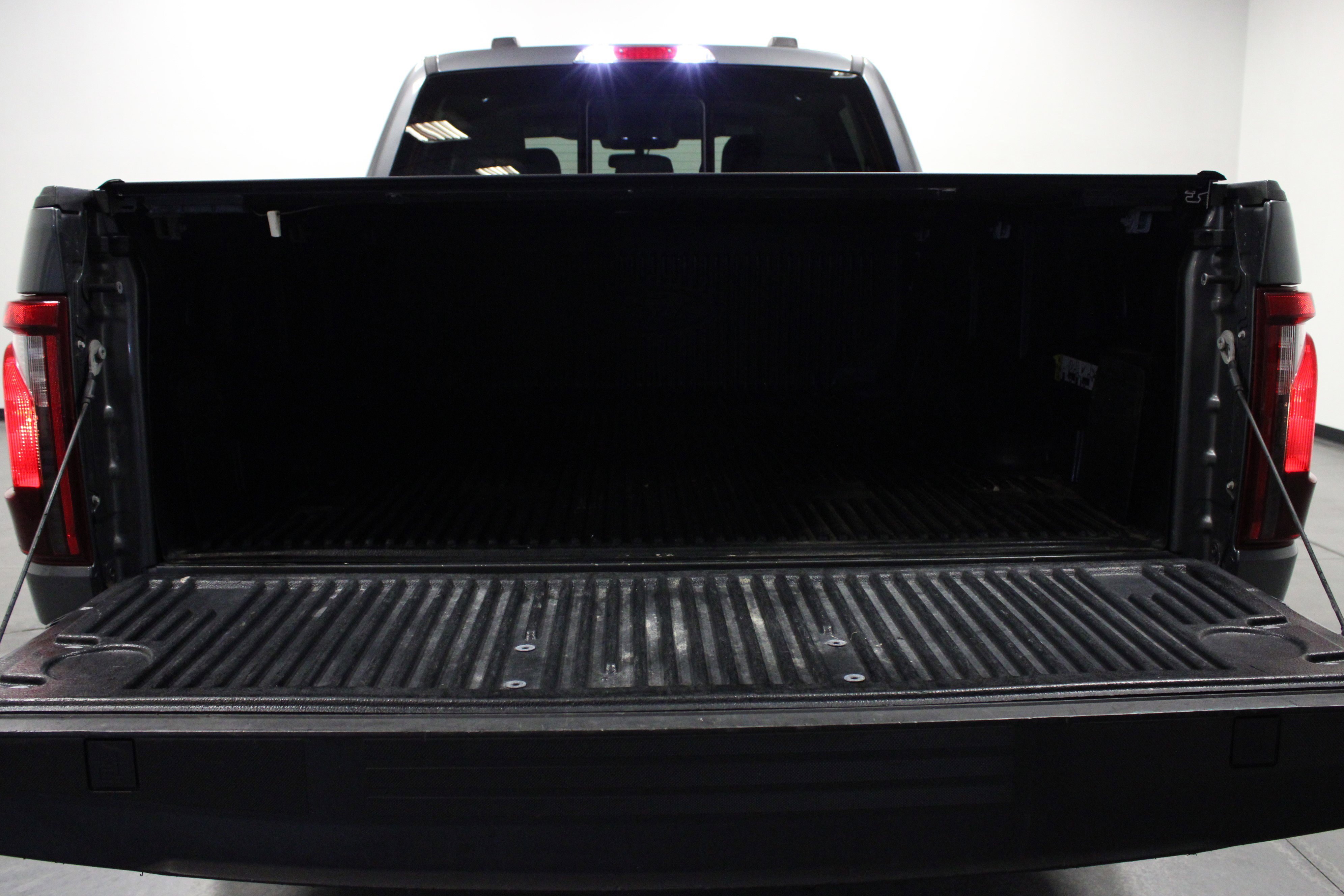 Used 2024 Ford F150 XLT w/ Equipment Group 303A High image 14