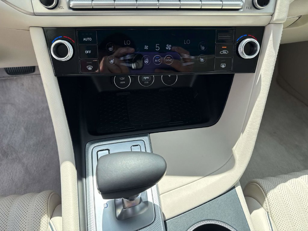 Used 2026 Genesis G70 2.5T Prestige RWD image 28