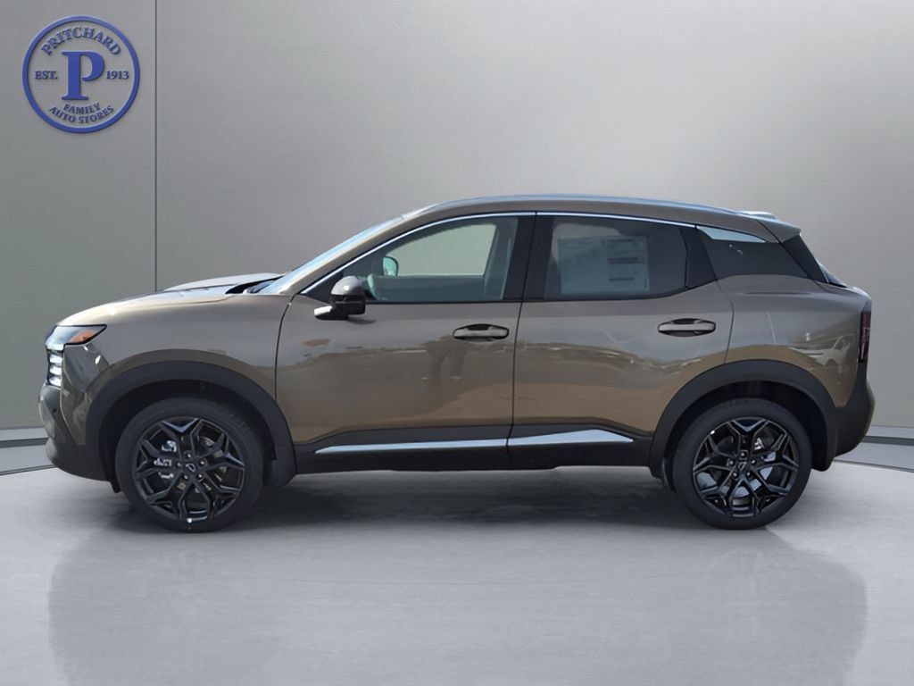 New 2026 Nissan Kicks SR w/ SR Premium Package FWD image 4