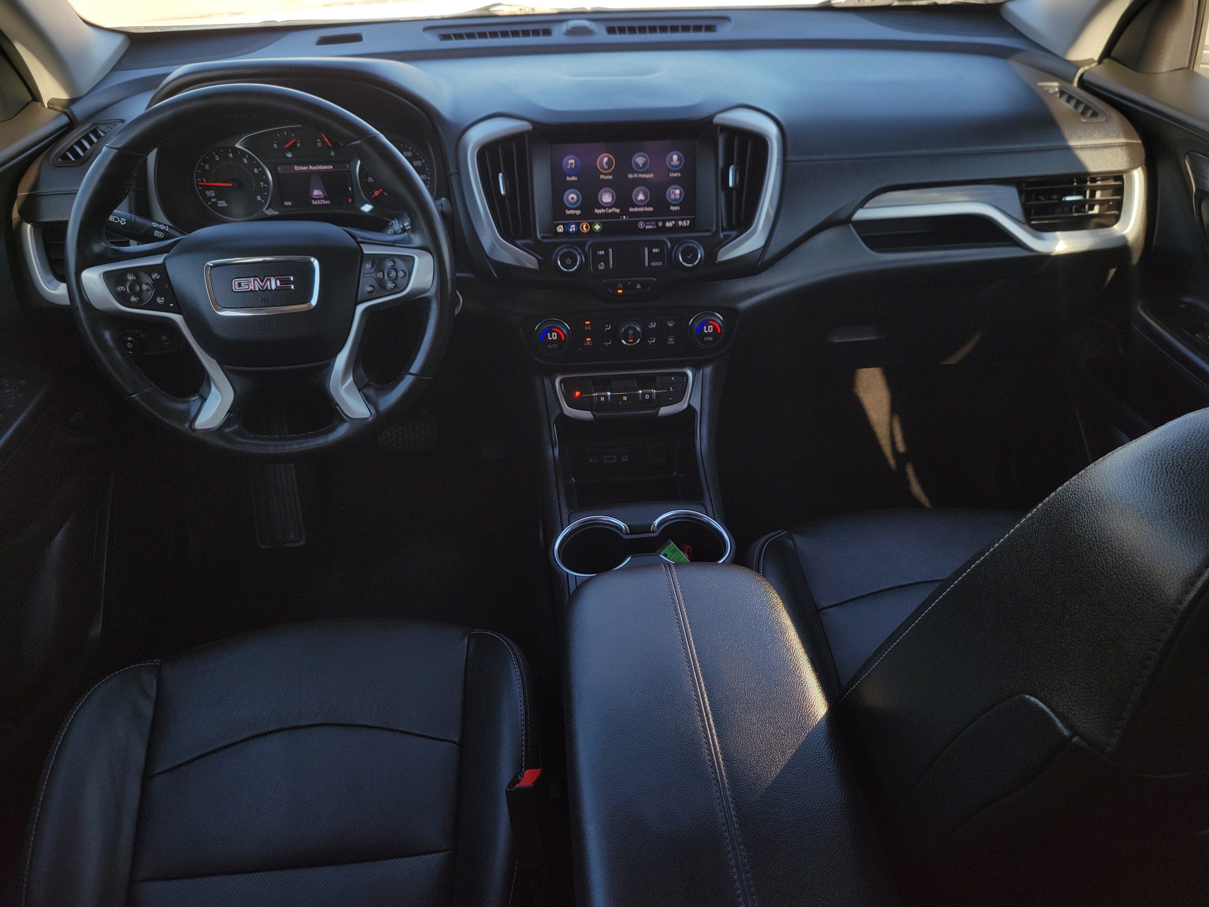 Used 2023 GMC Terrain SLT image 11
