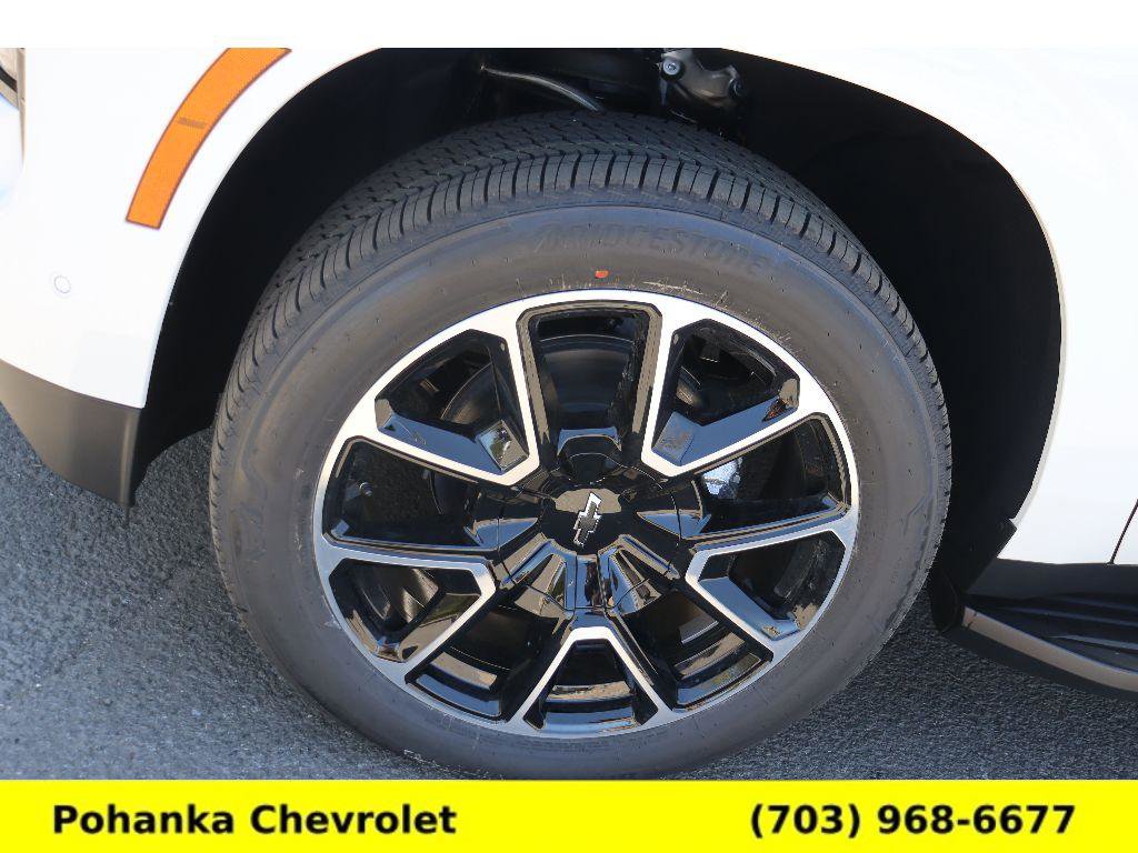 New 2026 Chevrolet Suburban RST image 30