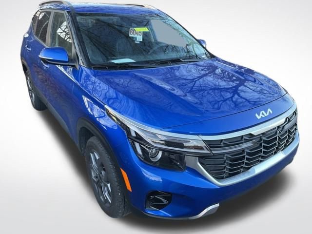 Used 2024 Kia Seltos S image 2