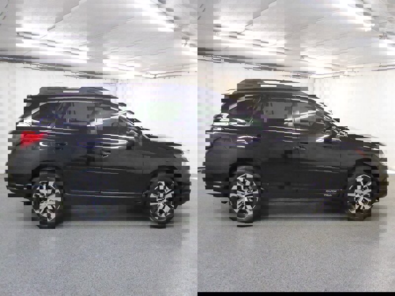 Used 2019 Subaru Outback 2.5i Limited w/ Popular Package #2 image 8