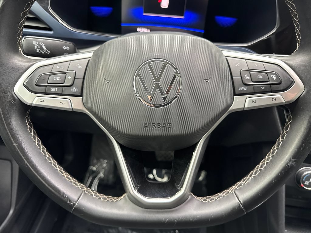 Used 2022 Volkswagen Taos SE w/ Panoramic Sunroof Package AWD/4WD image 57