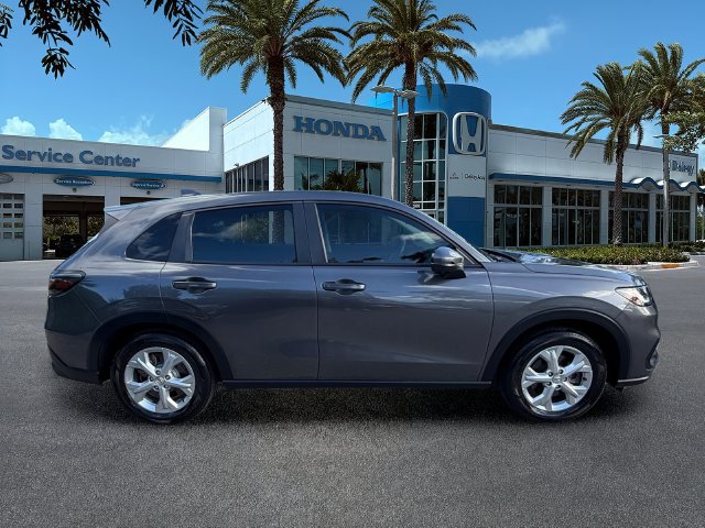 Certified 2024 Honda HR-V LX image 9