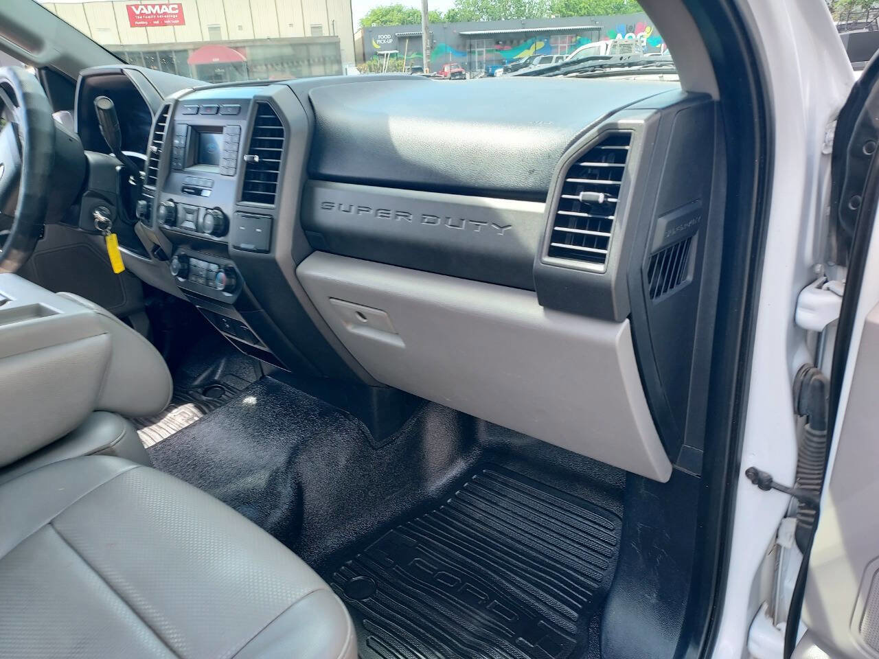 Used 2020 Ford F250 XL w/ Power Equipment Group image 22