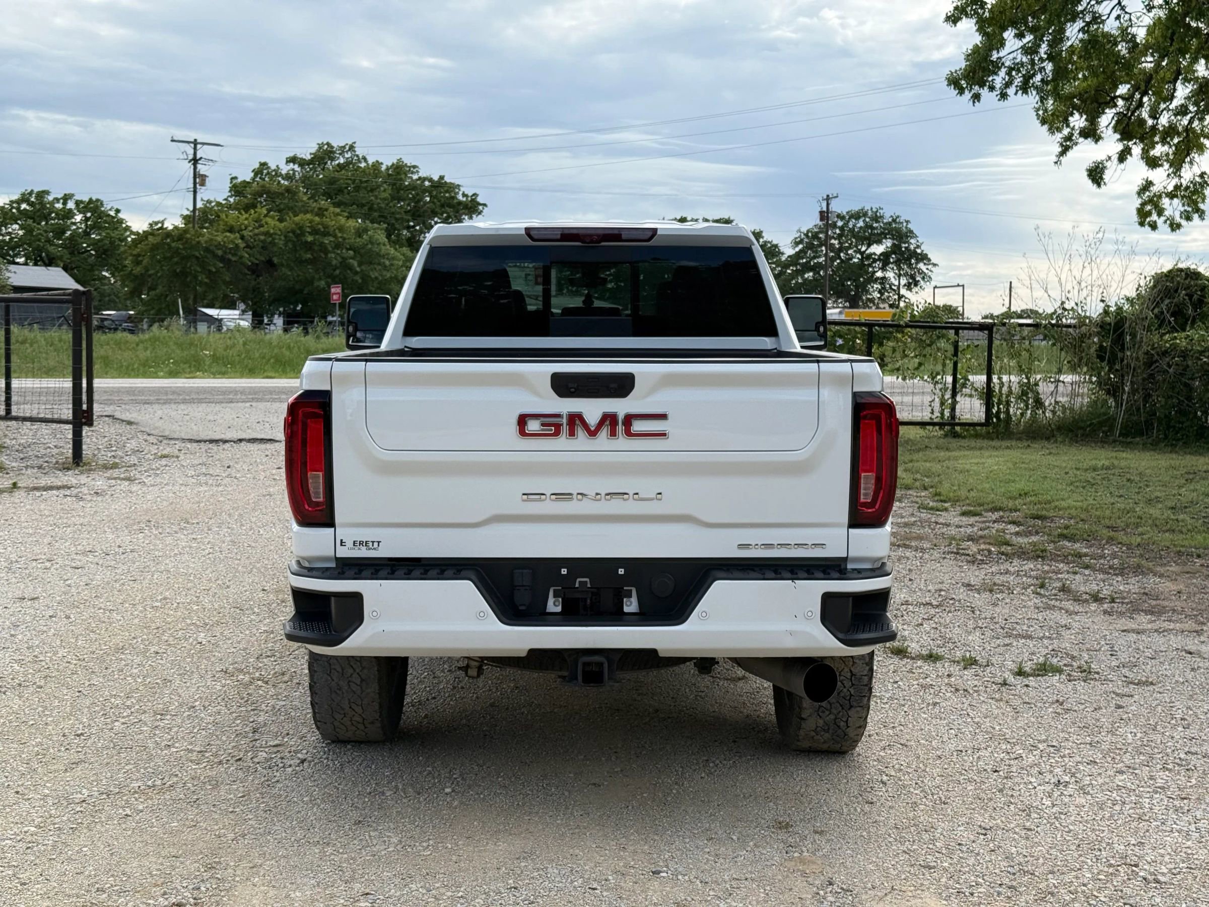 Used 2023 GMC Sierra 2500 Denali w/ Denali Ultimate Package AWD/4WD image 4