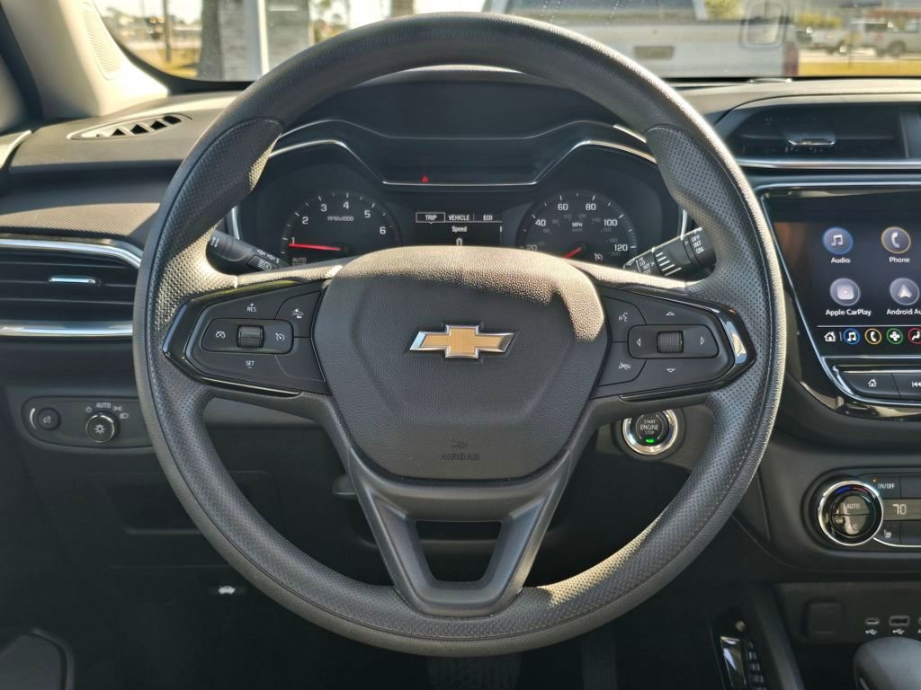 Used 2023 Chevrolet TrailBlazer LT w/ Convenience Package image 14