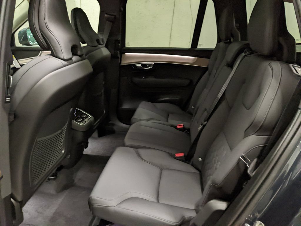 New 2026 Volvo XC90 B6 Core AWD/4WD image 22